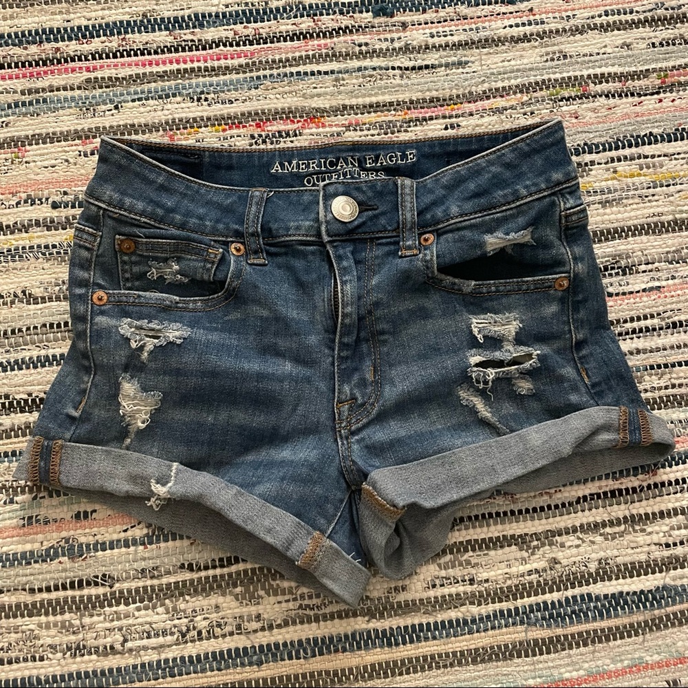 American eagle shorts size 4